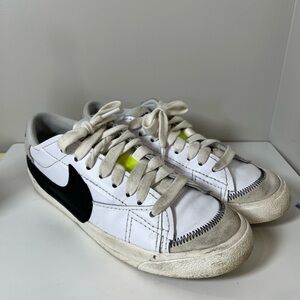 Nike 10.5 Low 77’ Classic Blazer White Black Sneakers